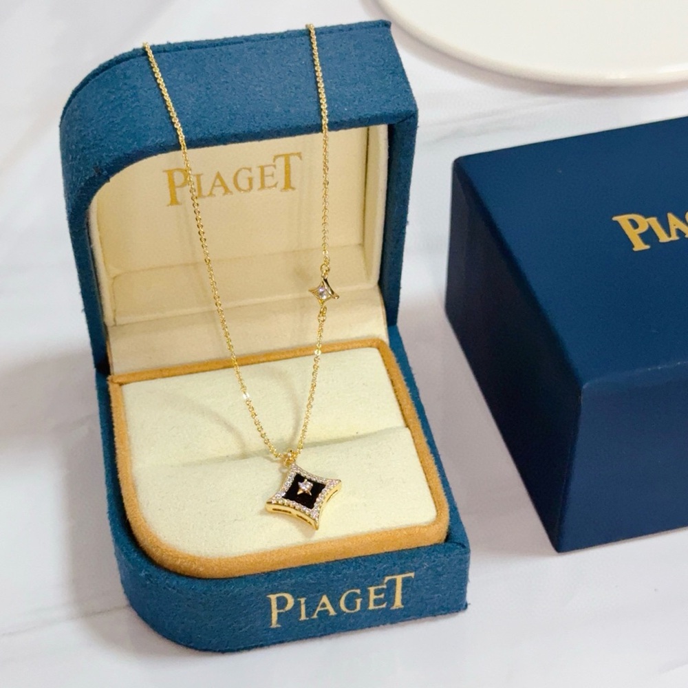 Piaget diamond necklace